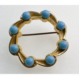 Vintage Signed Sphinx Wreath Brooch